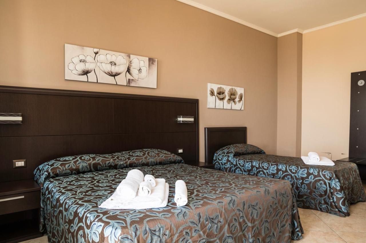 Couette-café Bisceglia 3*